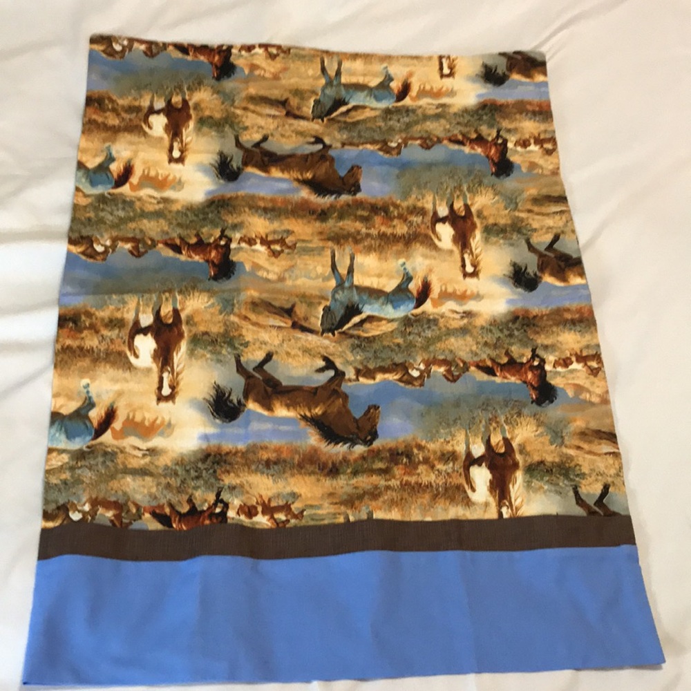 1 Horse Pillowcase
